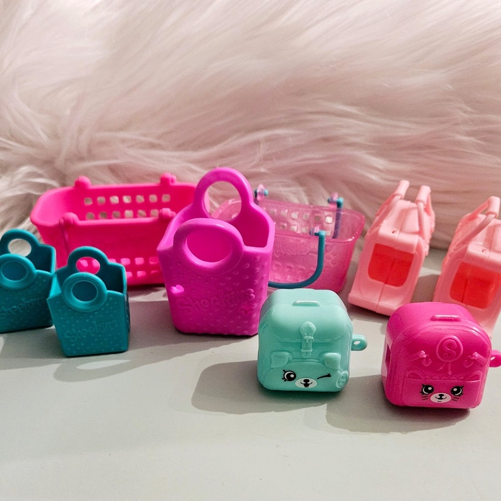 Shopkins Lot - Picture 7 of 7